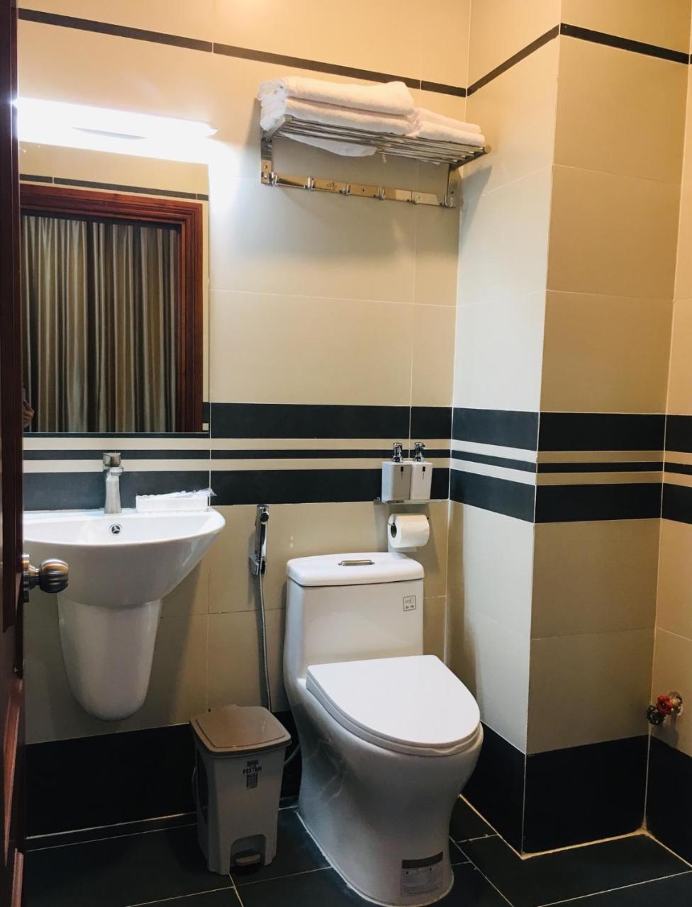 Spring Hotel Thu Dau Mot Bagian luar foto