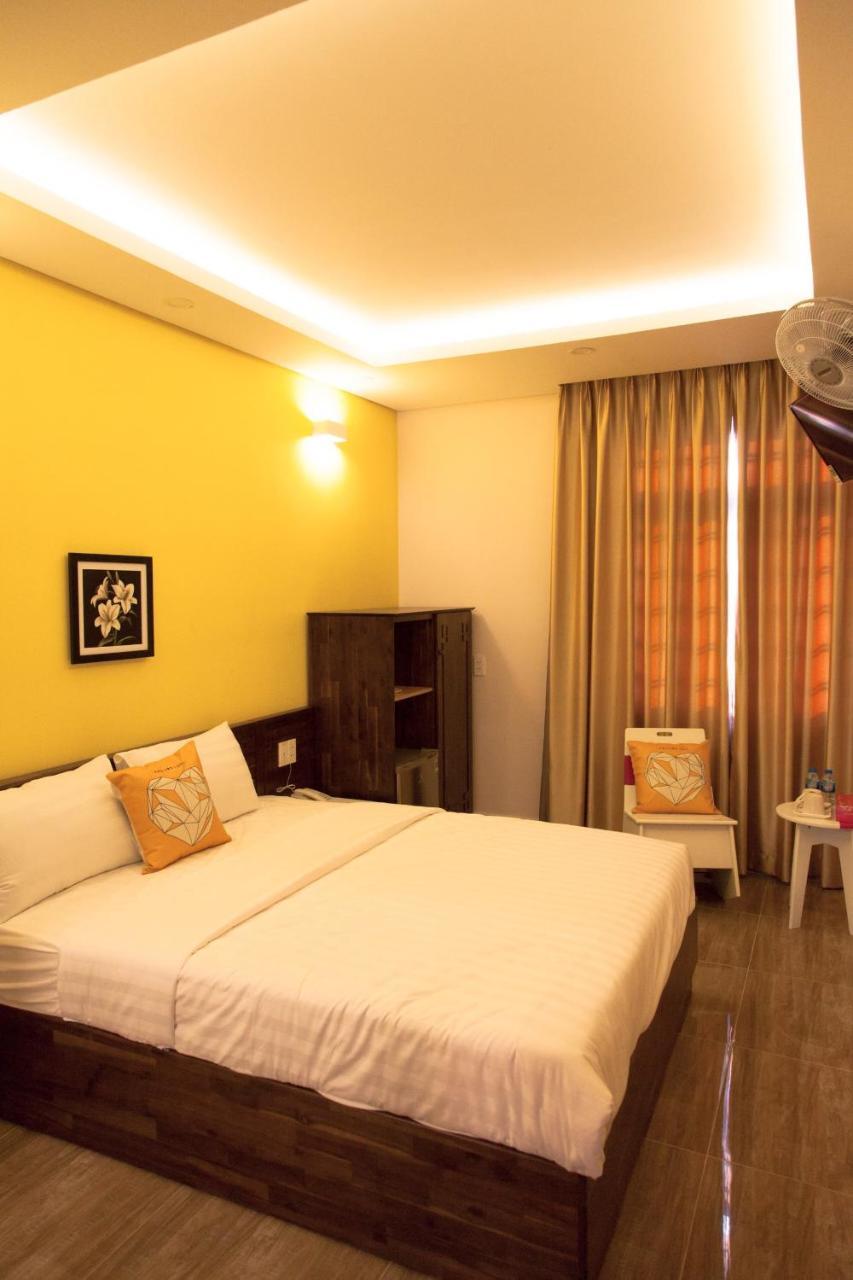 Spring Hotel Thu Dau Mot Bagian luar foto